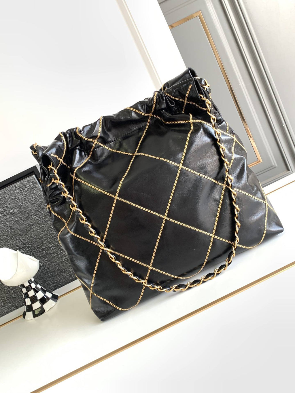 Chanel 22 Handbag 23B Shiny Calfskin Black Chain Quilt 35  x 37 x 7 cm